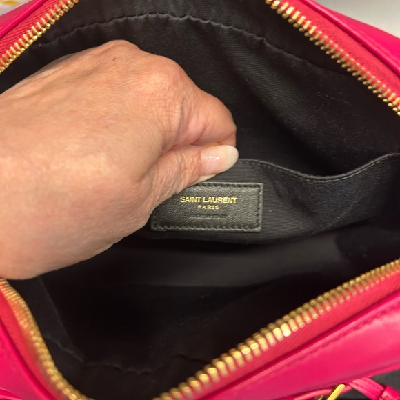 Bundle-Saint Laurent Pink Crossbody Chevron Leather Bag and Wallet - COA INLUDED - Picture 3 of 16